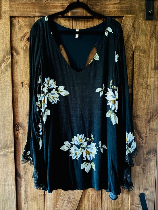 Free People Dresses & Skirts - Spectacular Free People Tunic/Dress, fully lined, Bell Sleeves, like NEW!
